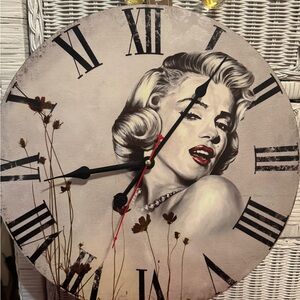 Marilyn Monroe Large Vintage Look 16" Wall Clock